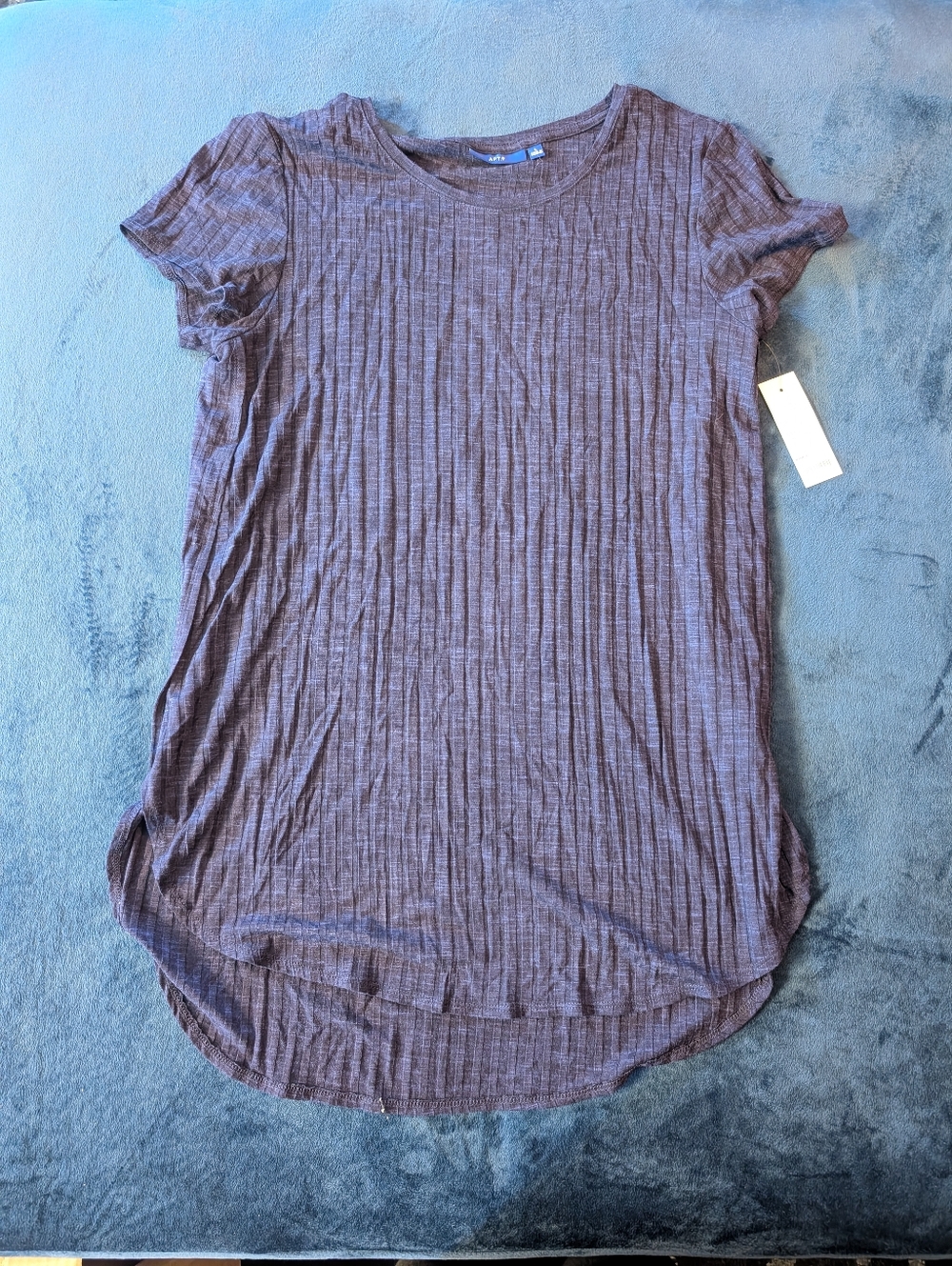 New with tags APT 9 navy blue essential tunic top